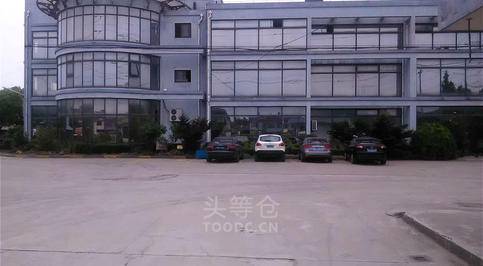 青浦重固多层库出租 层高4米 104地块 有产证 配套办公室 可托管 适合展厅仓储等
