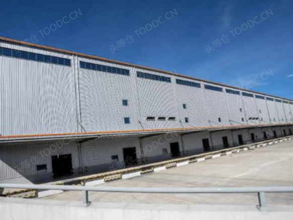 一楼20000平 仓库出租 周转场地25米 层高9米