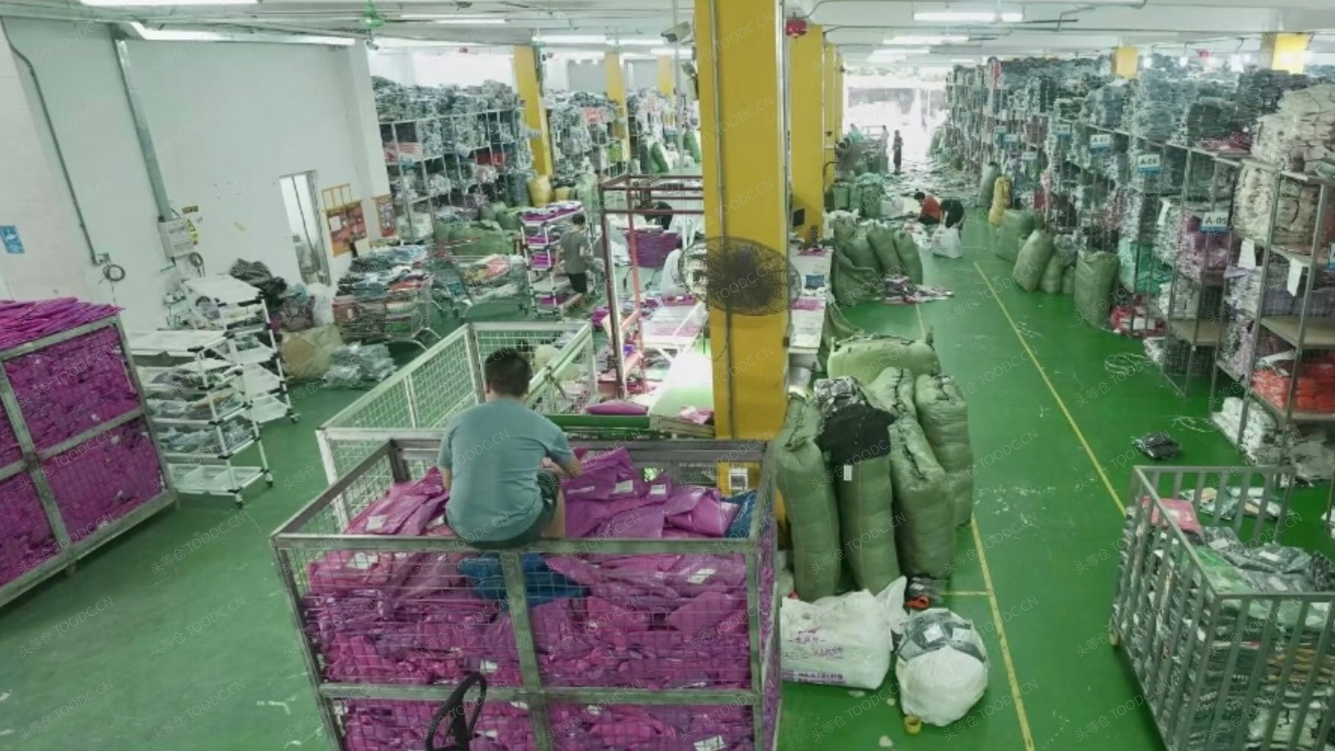 天河龙洞多层仓库出租 租期灵活 层高4.2米 独门独院 原房东_广州天河龙洞仓库厂房出租