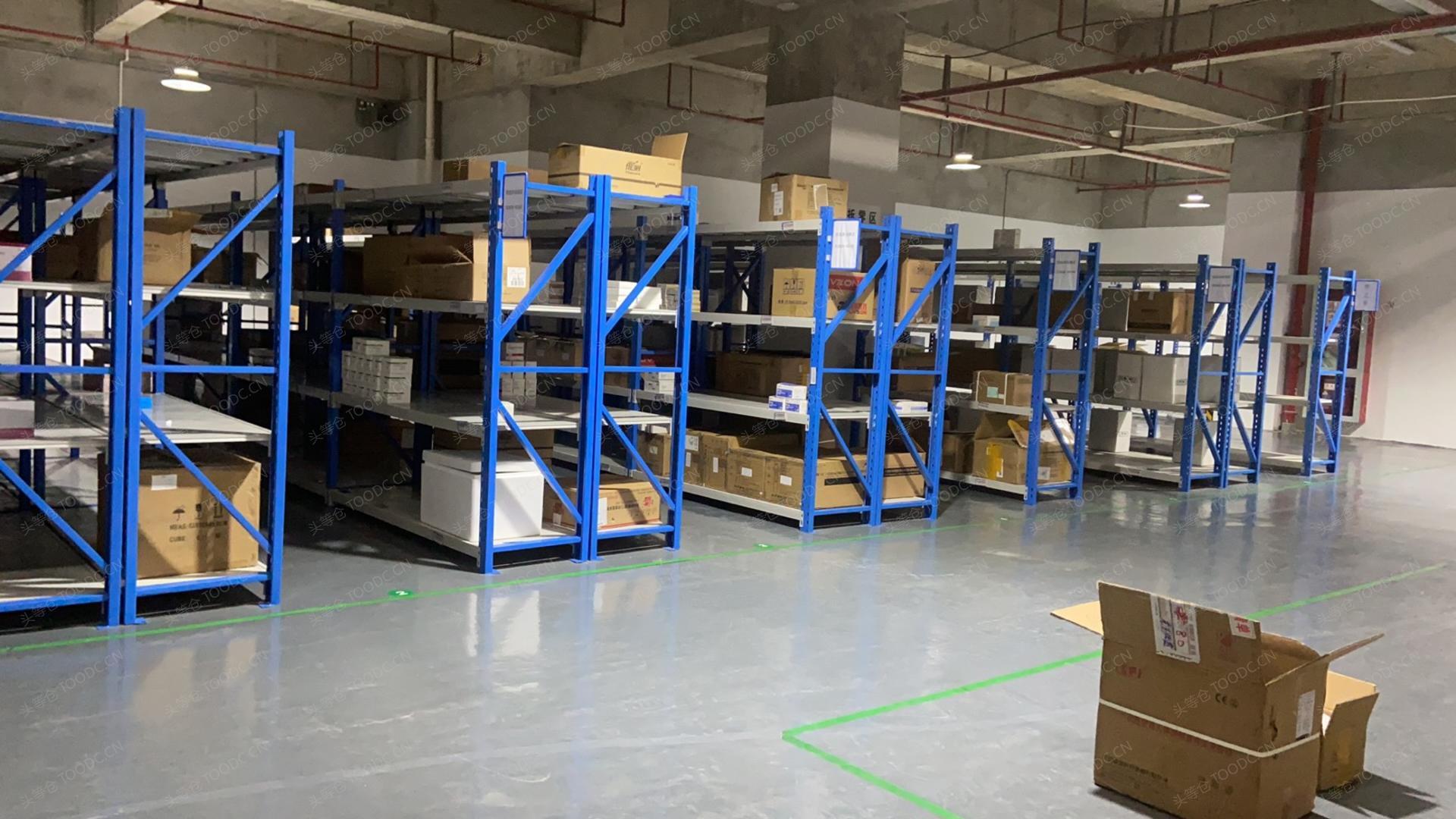 栖霞多层仓库出租带消防喷淋层高46米配套办公室适合仓储等