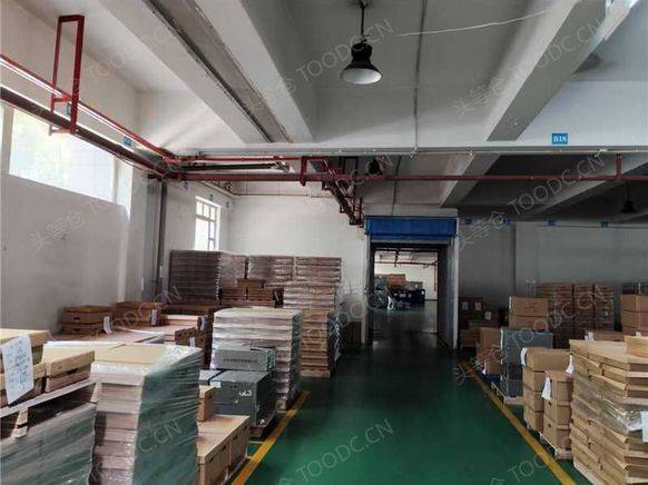 一楼1200平 厂房出租 业主直租 配套办公室 可做仓储
