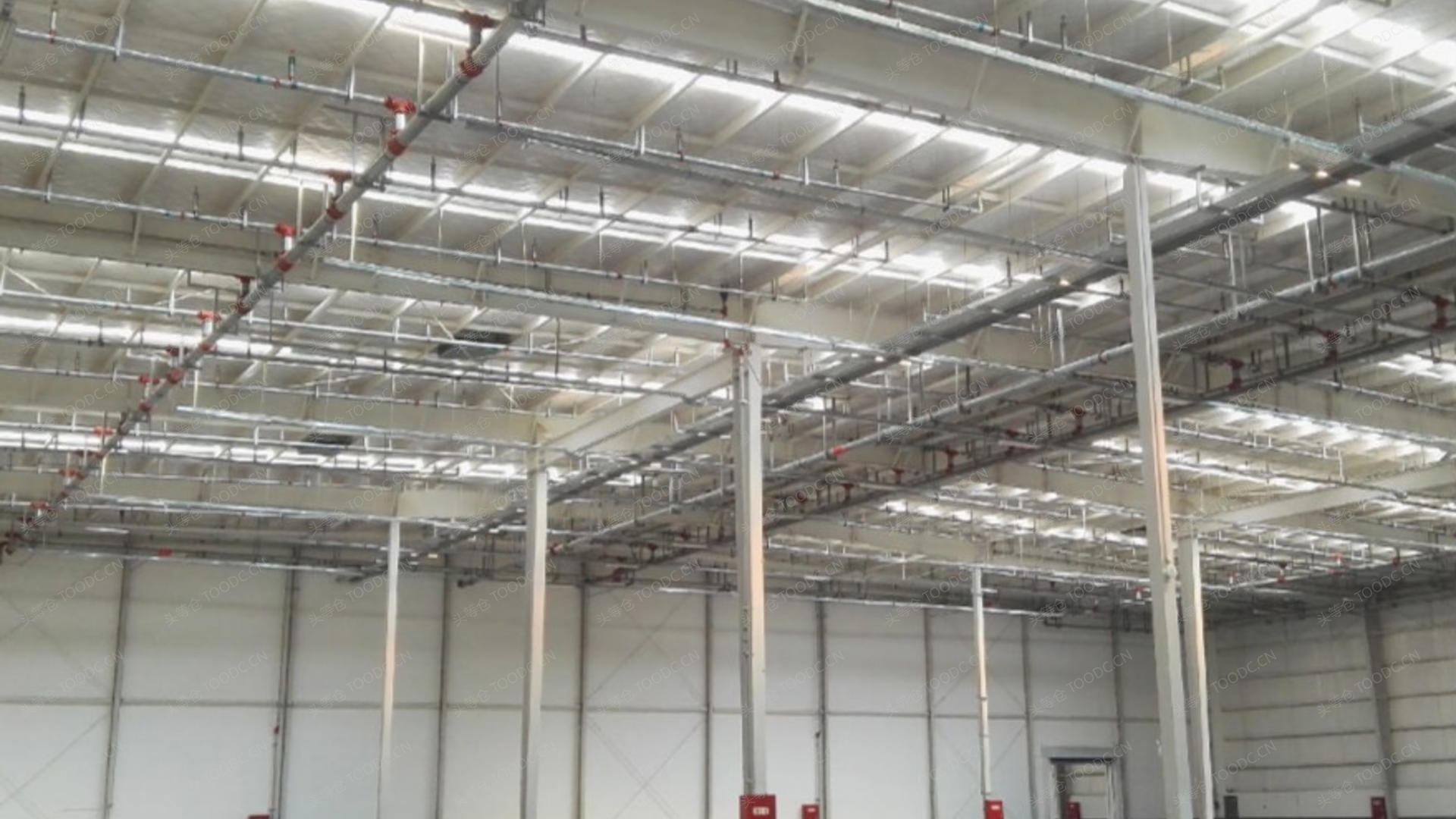 高陵区泾渭单层仓库出租可分割带消防喷淋带月台层高95米有产证适合