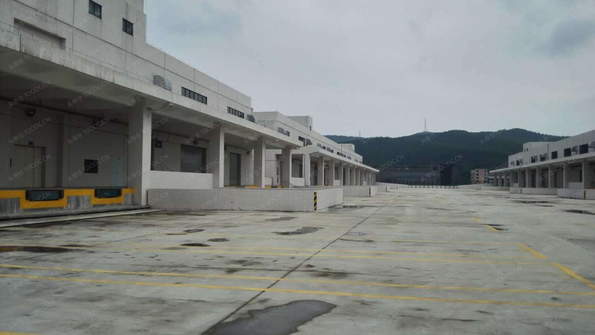花都花东多层仓库出租 租期灵活 带消防喷淋 带月台 层高9米 原房东 配套宿舍 适合加工仓储等_广州花都花东仓库厂房出租