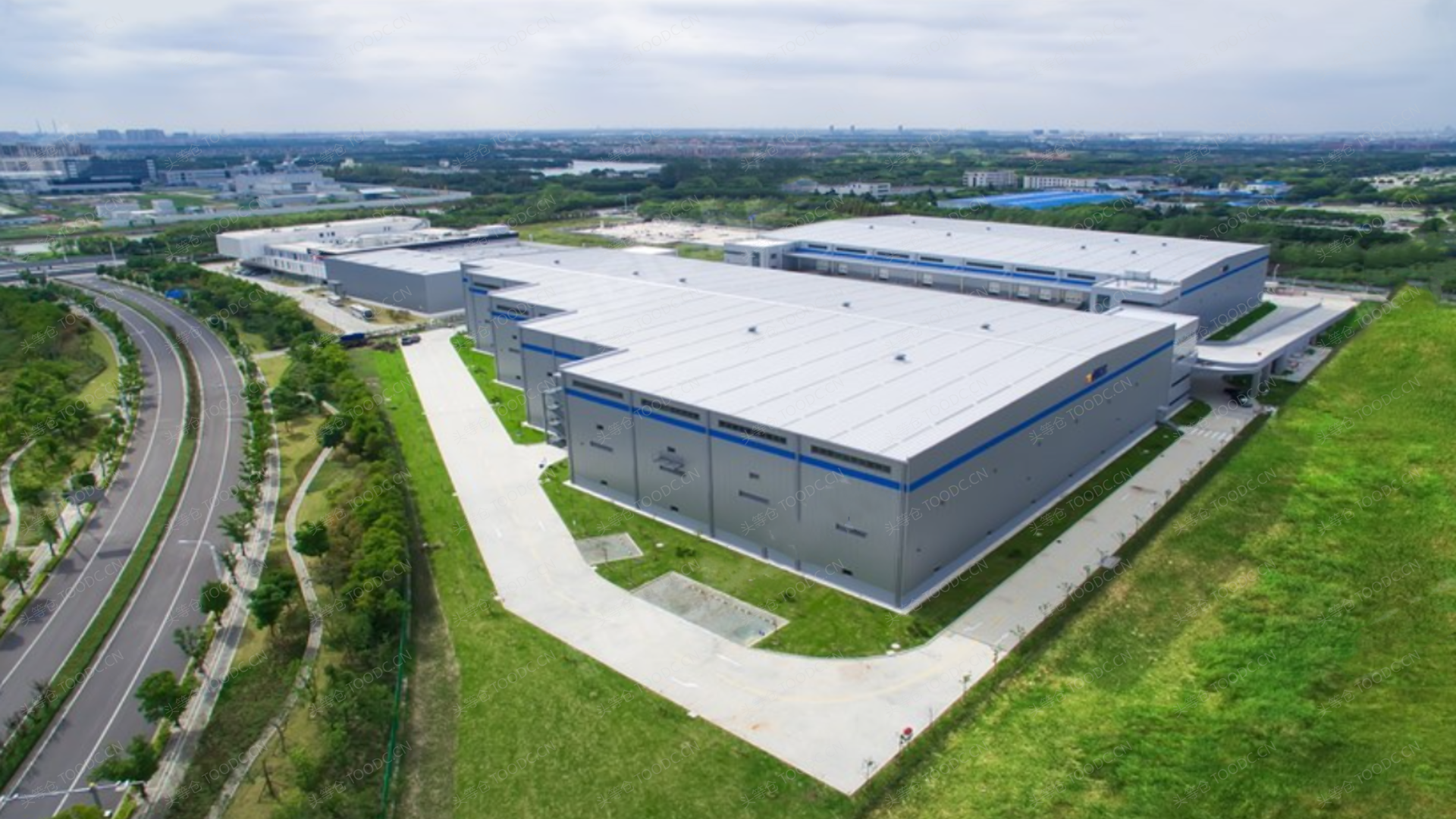 闵行颛桥多层仓库出租 可分割 带消防喷淋 带月台 层高9米 104地块 有产证 配套办公室 可托管 适合仓储快递快运城市配送等_上海闵行颛桥仓库厂房出租