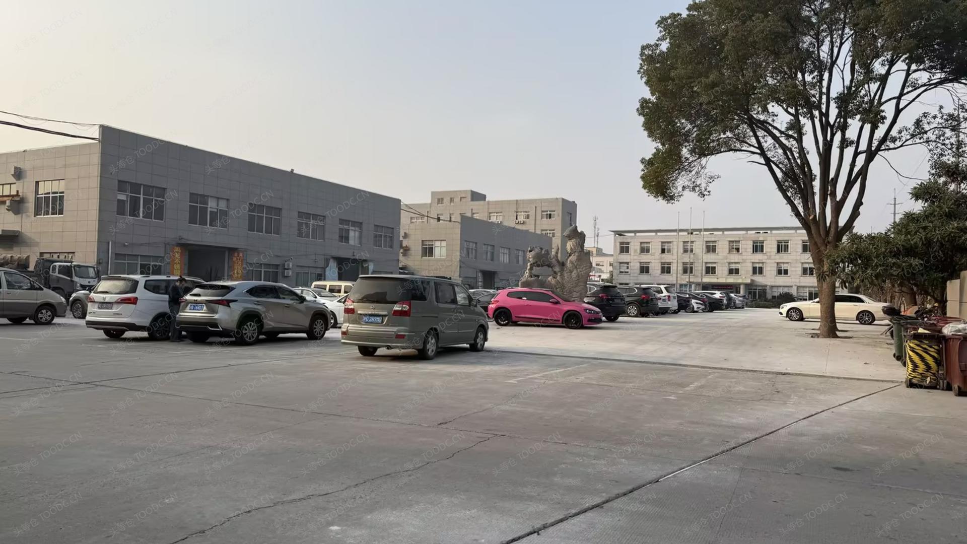 青浦重固单层和多层厂房出租 可分割 有行车 层高10米 104地块 有产证 配套办公室宿舍 适合金属设备加工等_上海青浦香花桥仓库厂房出租