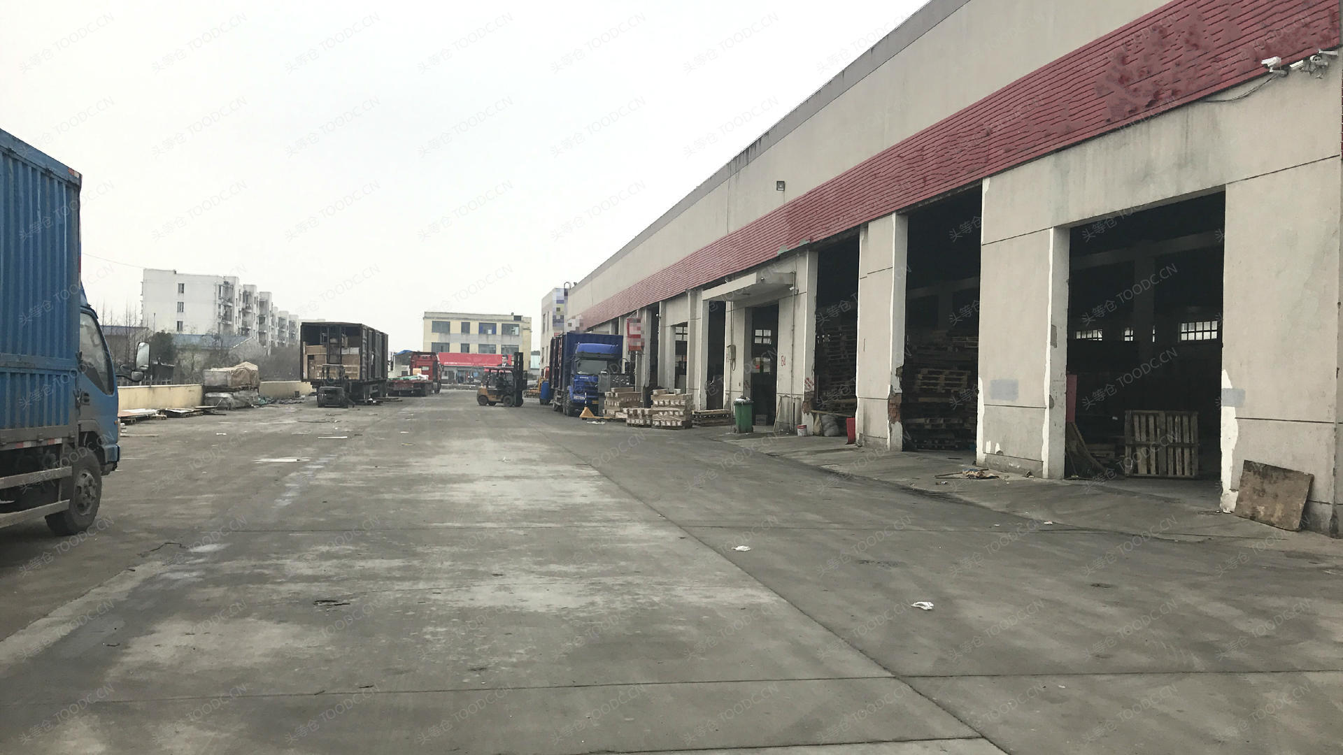 松江车墩多层仓库厂房出租 可分割 层高6米 104地块 有产证 配套办公室 可托管 适合仓储加工等_上海松江车墩仓库厂房出租