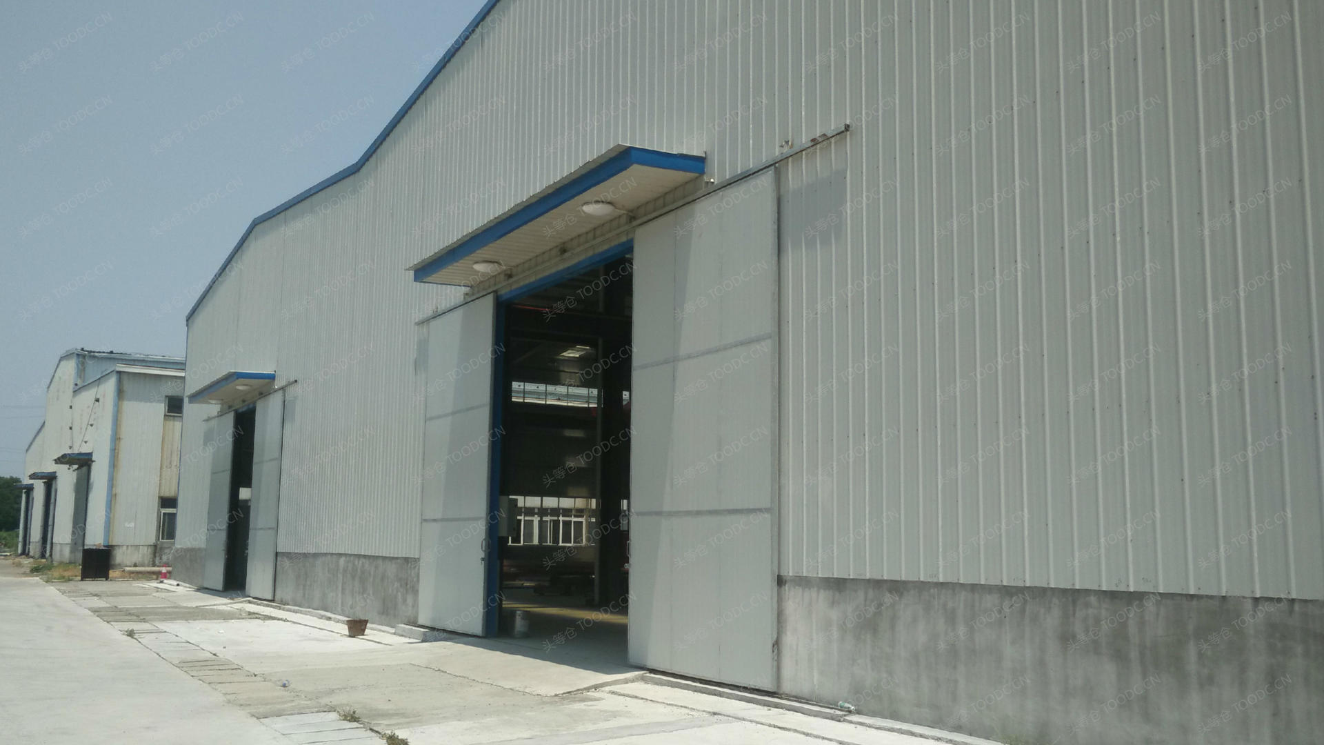 金山枫泾单层厂房出租 有行车 层高9米 有产证 配套办公室 适合仓储加工等_上海金山枫泾仓库厂房出租