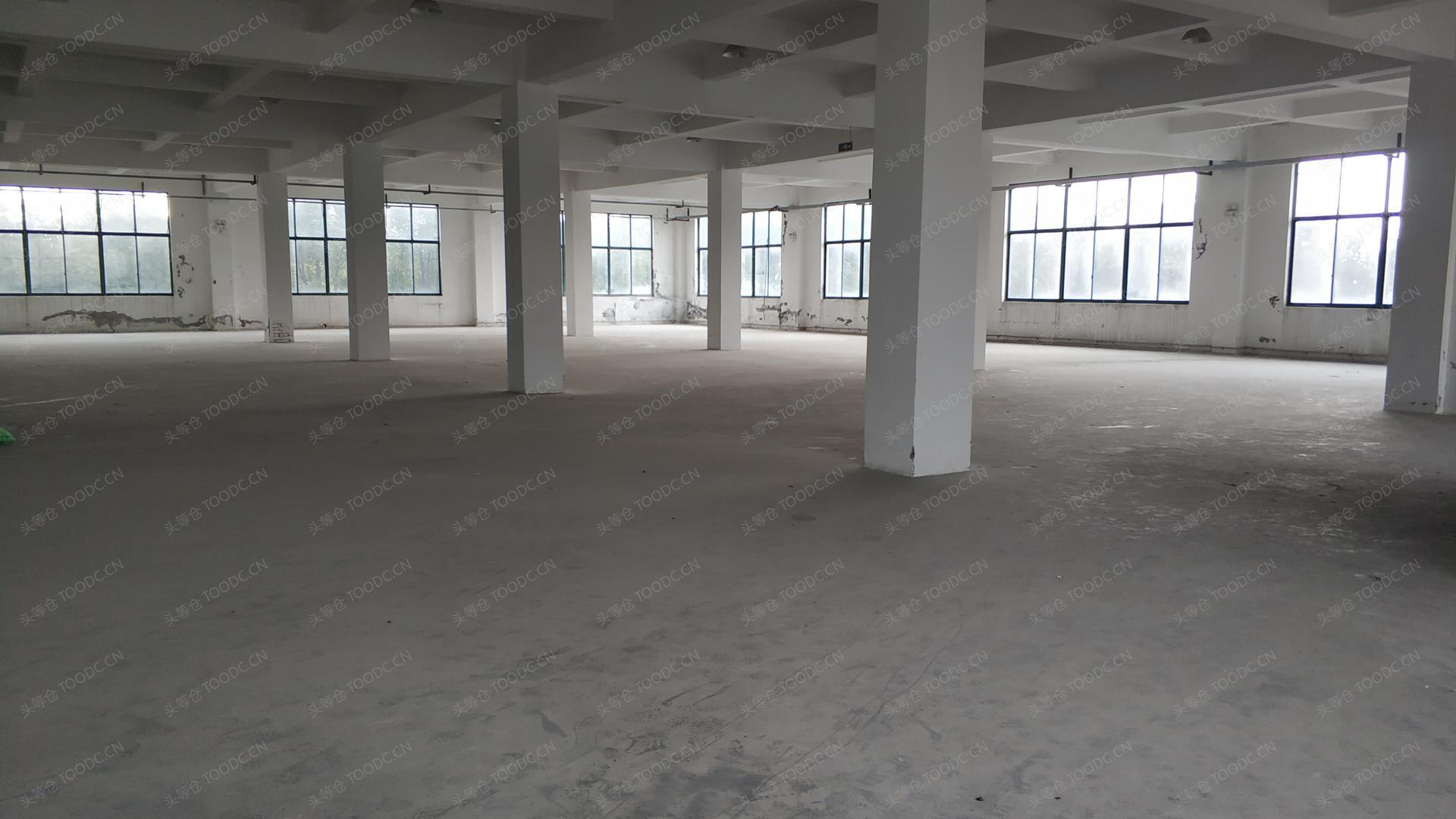 青浦华新多层仓库出租 层高4米 原房东 有产证 配套宿舍 适合加工仓储等_上海青浦华新仓库厂房出租