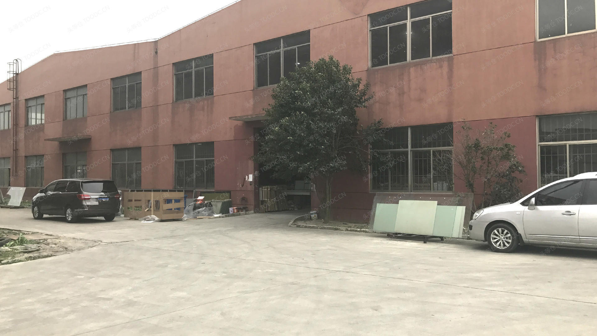 青浦赵巷多层仓库出租 层高7米 有产证 配套宿舍 可托管 适合加工仓储等_上海青浦赵巷仓库厂房出租