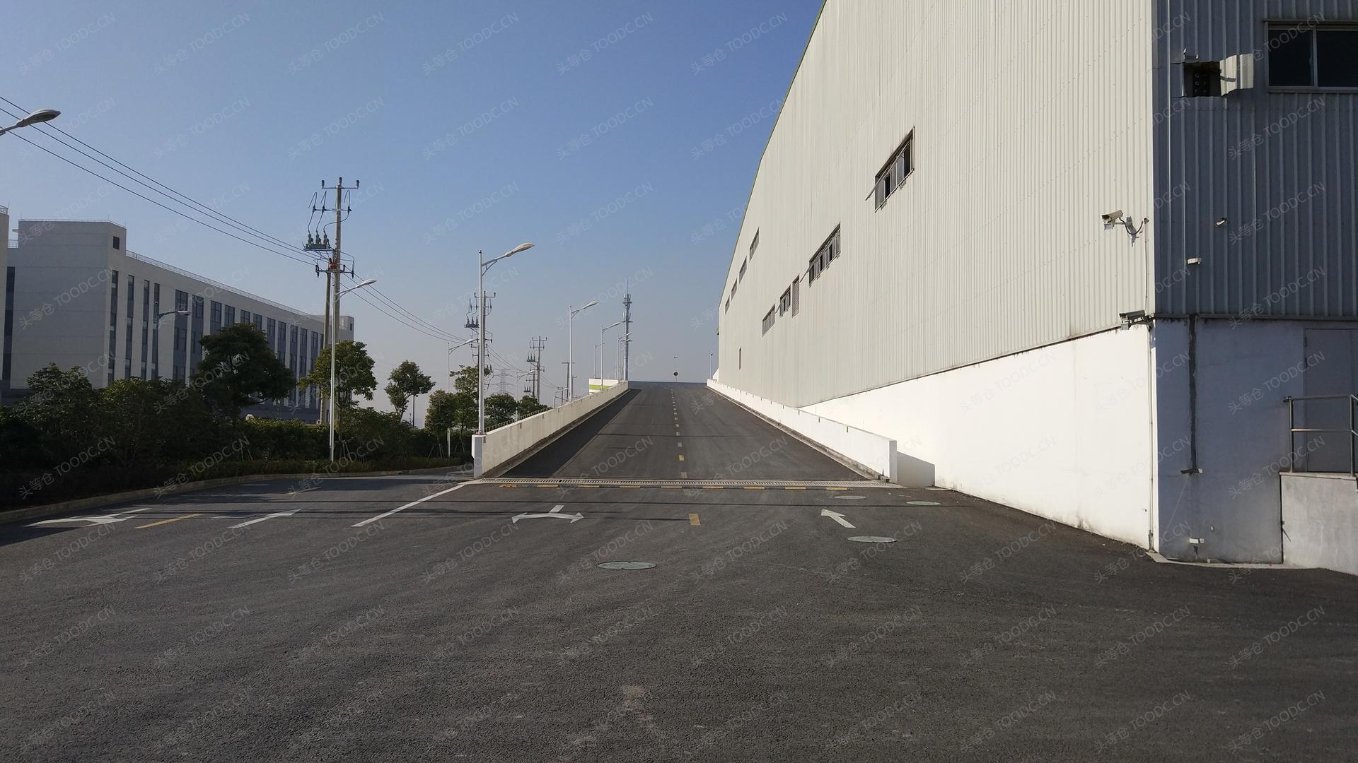 闵行华漕多层冷库出租 可分割 带消防喷淋 带月台 层高11米 原房东 104地块 有产证 适合仓储城市配送等_上海闵行华漕仓库厂房出租