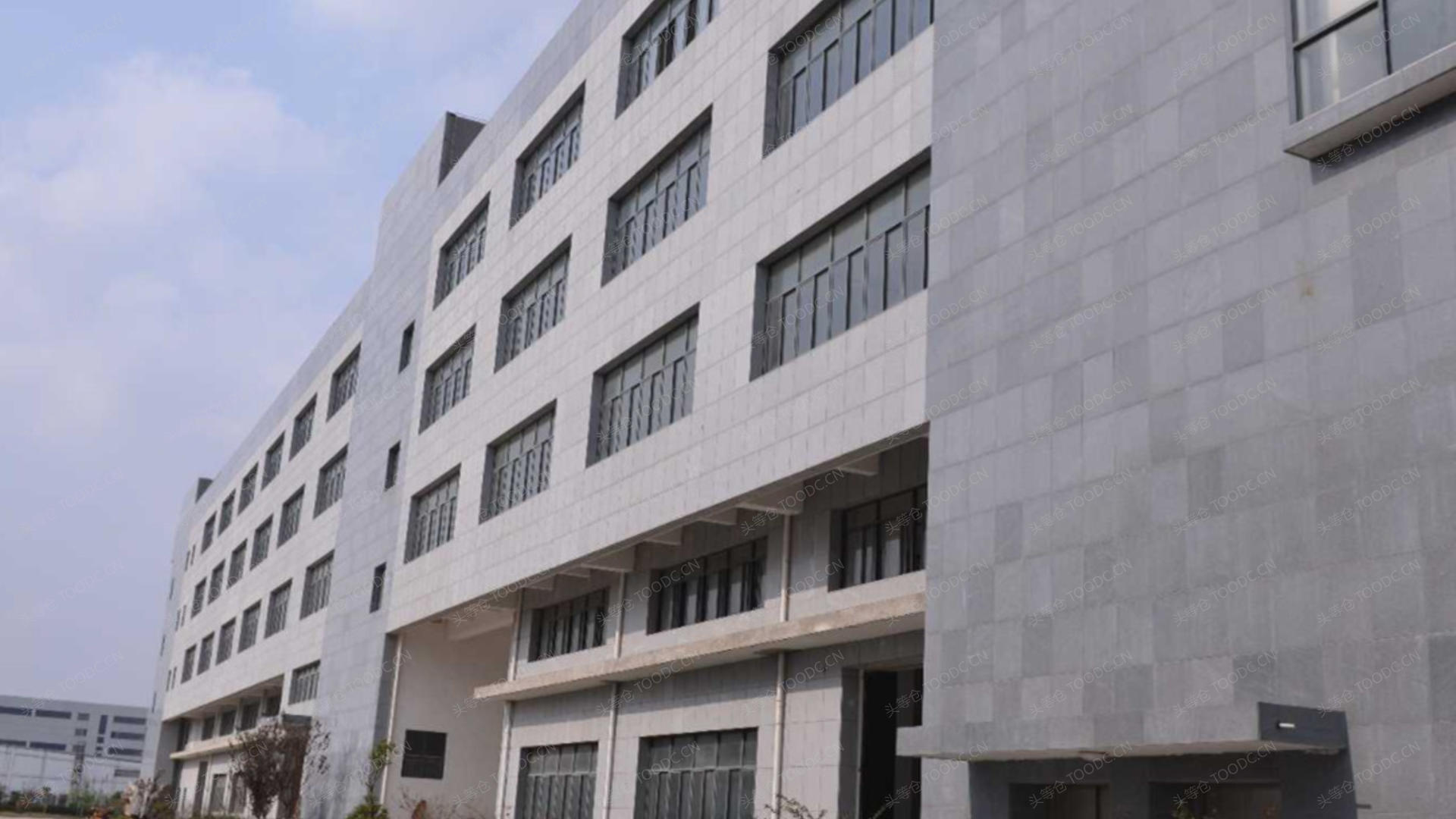 浦东祝桥多层厂房出租 带消防喷淋 层高7米 原房东 104地块 有产证 可托管 适合仓储加工等_上海浦东祝桥仓库厂房出租