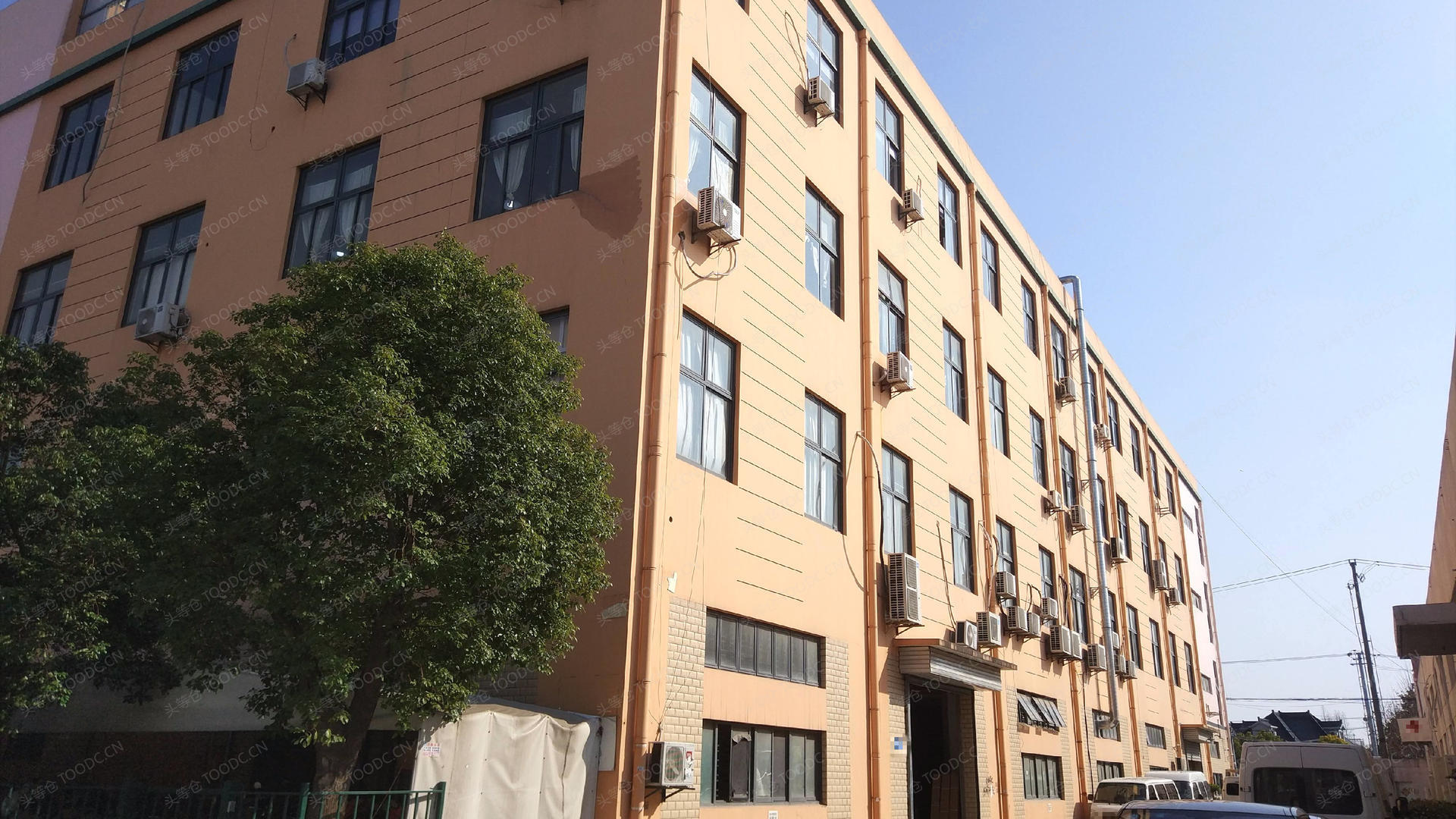 松江九亭多层厂房出租 可分割 层高4米 104地块 有产证 配套办公室 适合金属设备家具家电等_上海松江九亭仓库厂房出租