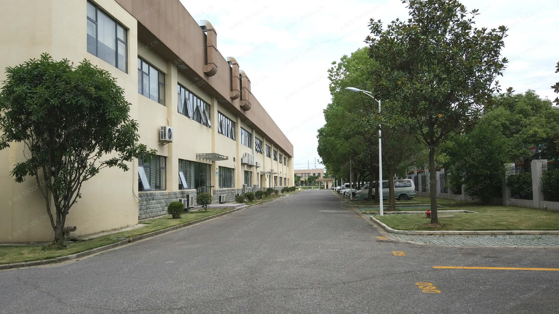 浦东曹路多层仓库出租 可分割 带消防喷淋 层高4.8米 原房东 104地块 有产证 配套办公室 适合加工仓储等_上海浦东曹路仓库厂房出租