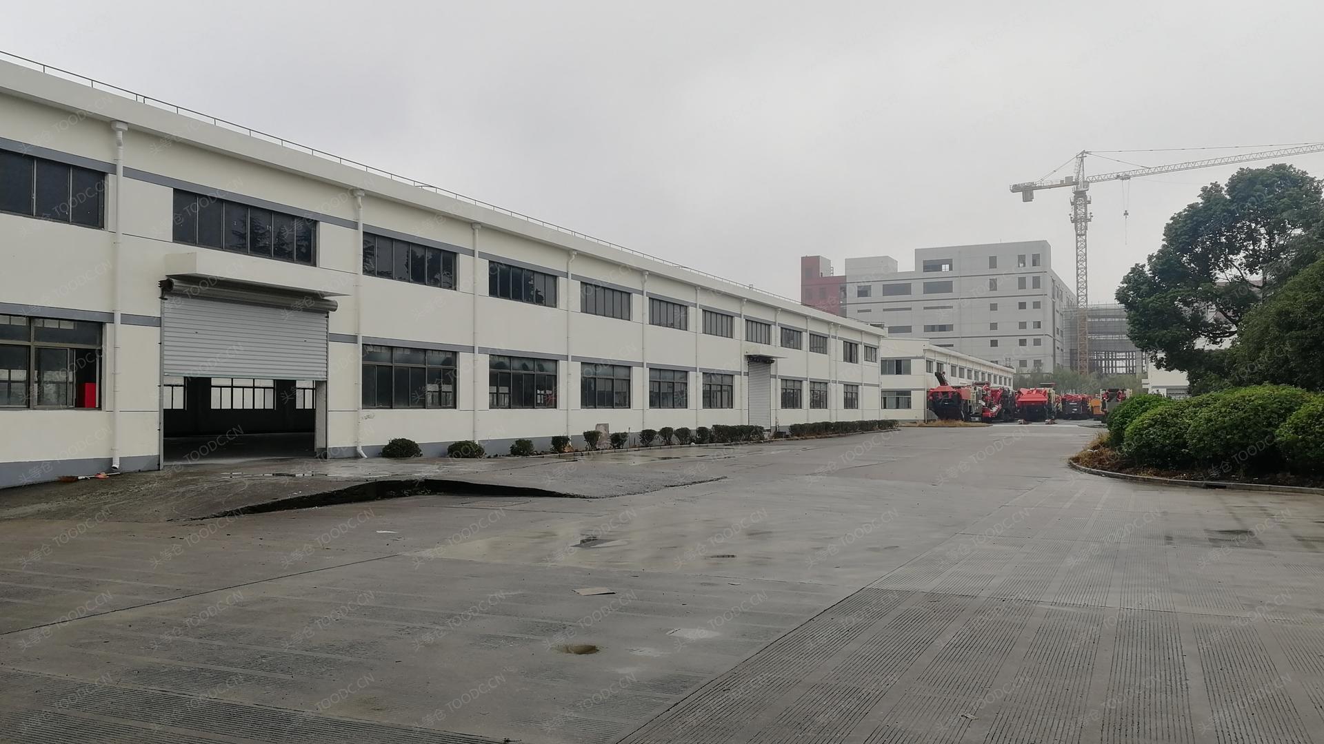 青浦朱家角单层厂房出租 层高8米 原房东 104地块 有产证 适合塑胶塑料金属加工等_上海青浦朱家角仓库厂房出租