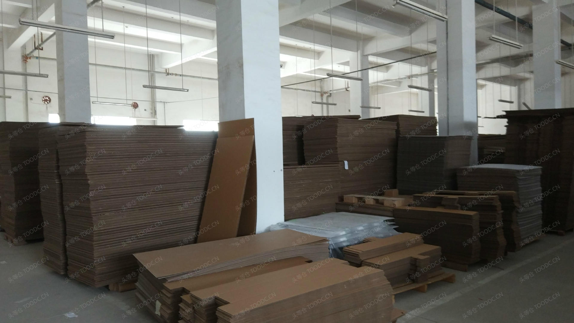 东丽幺六桥单层和多层厂房出租 层高9米 原房东 有产证 适合仓储加工等_天津东丽幺六桥仓库厂房出租