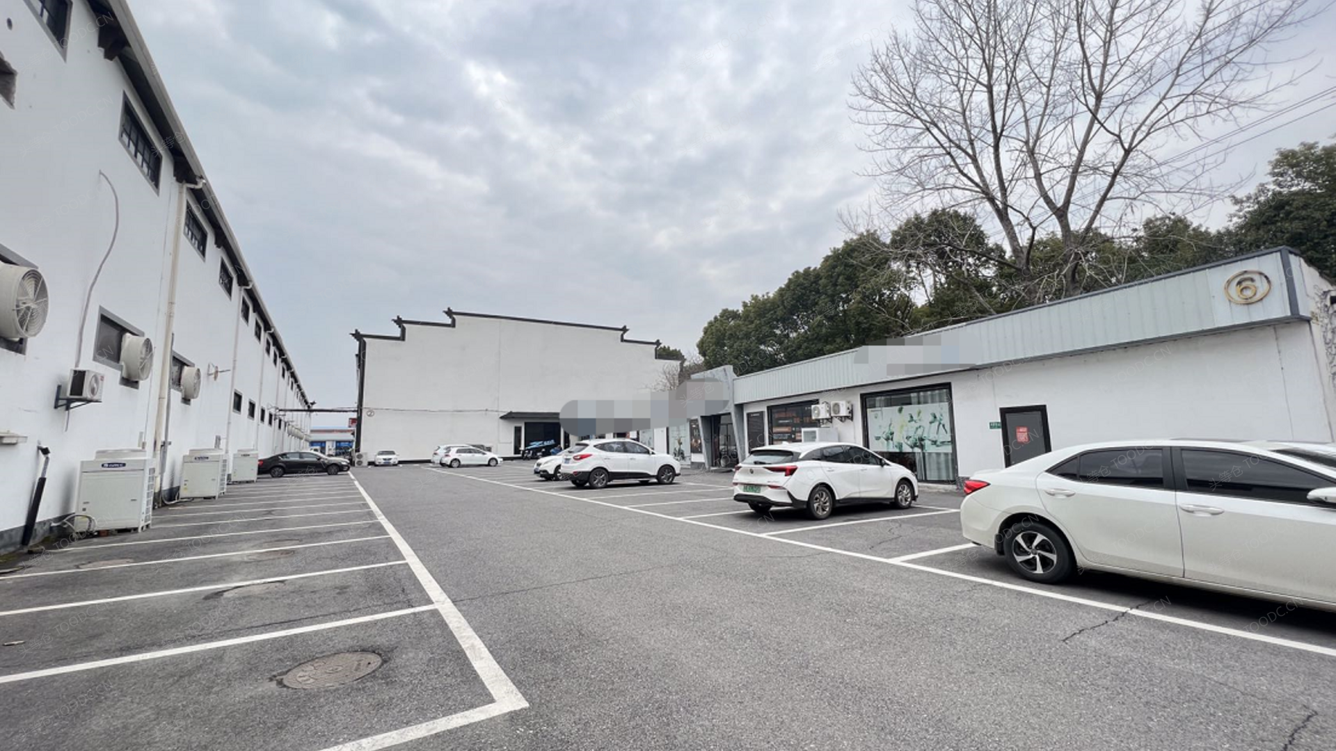 闵行颛桥单层仓库厂房出租 可分割 层高12米 104地块 有产证 配套办公室 适合金属设备服装等_上海闵行颛桥仓库厂房出租