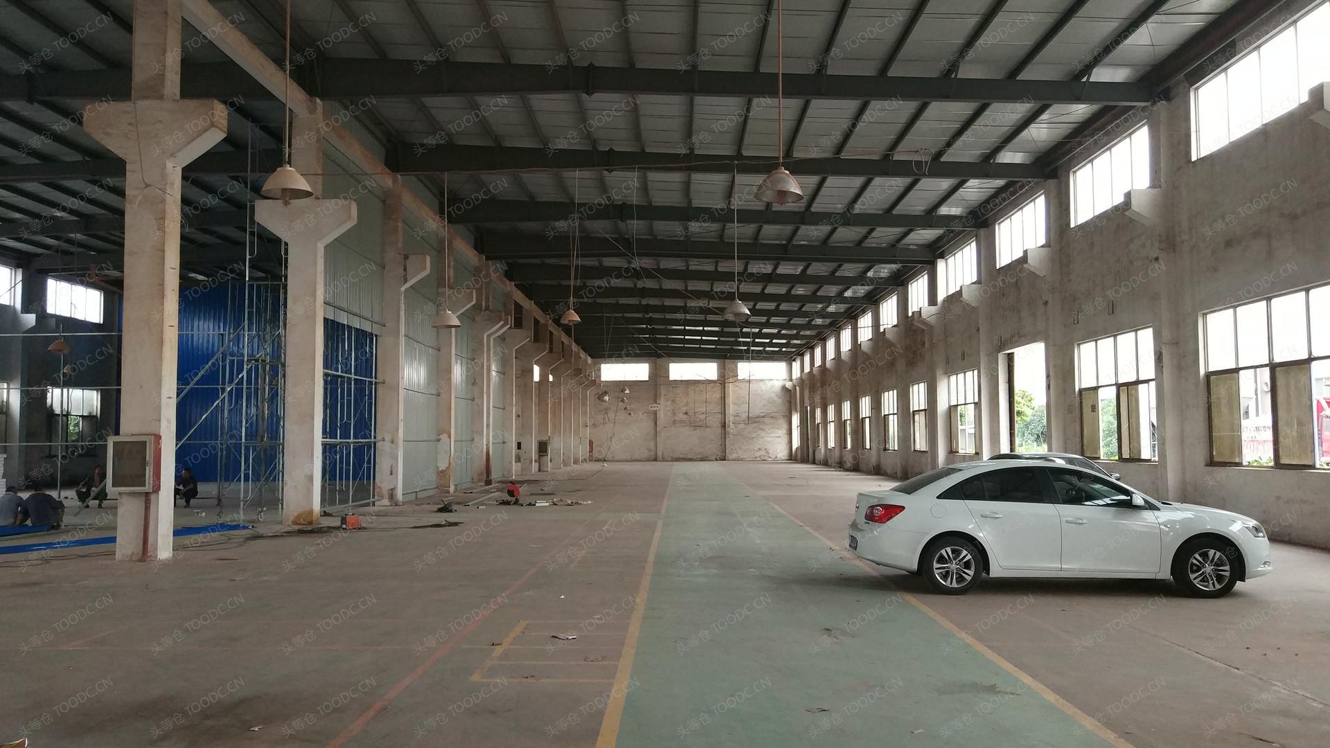 奉贤青村单层厂房出租 可分割 层高9米 有产证 适合金属设备加工等_上海奉贤青村仓库厂房出租