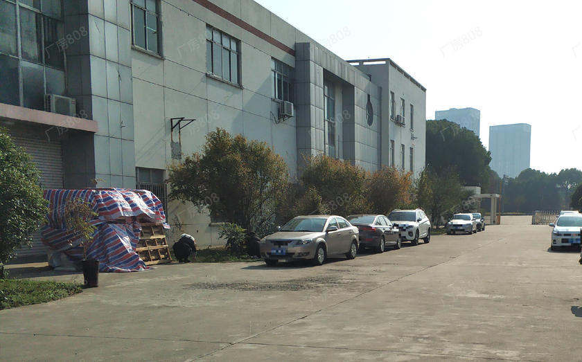 一楼330平 厂房出租 5吨行车 周转场地25米 可做仓储_苏州昆山花桥仓库厂房出租_苏州头等仓网