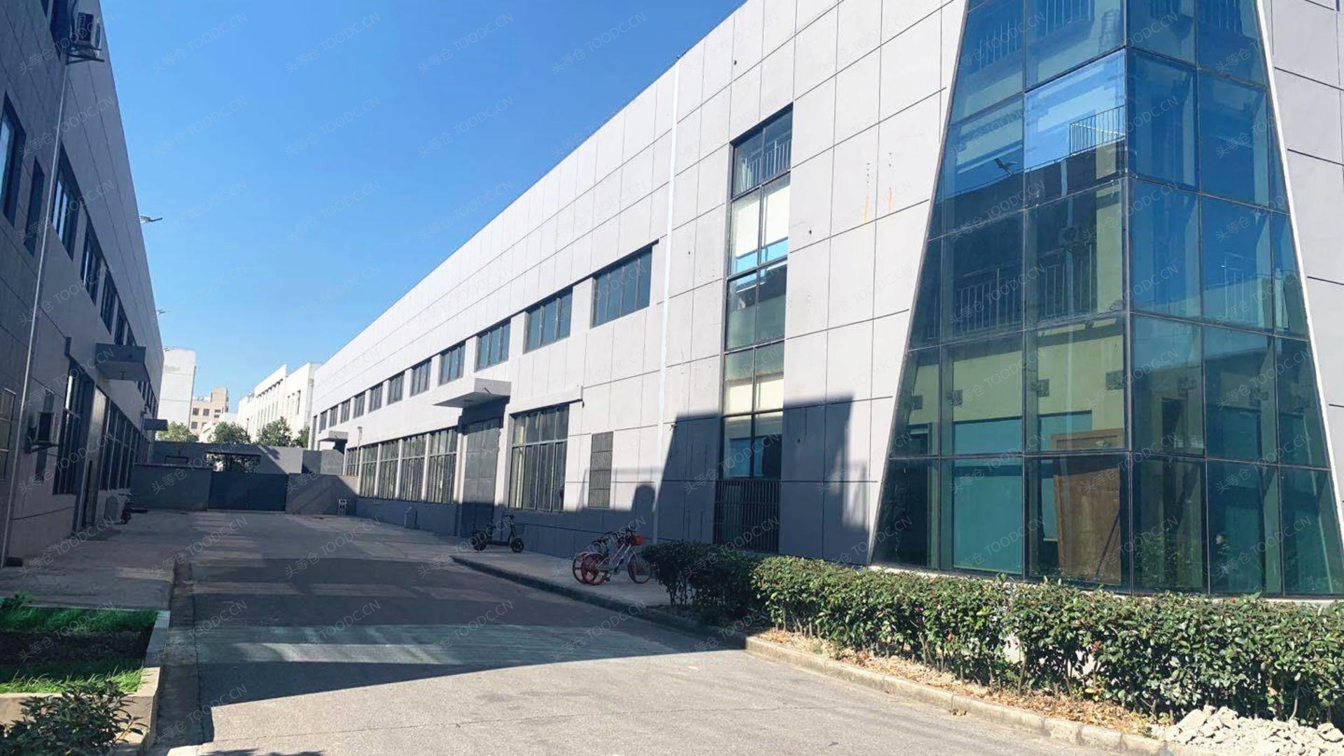 松江新桥 104地块 配套办公室 适合金属设备医疗器械等_上海松江新桥仓库厂房出租