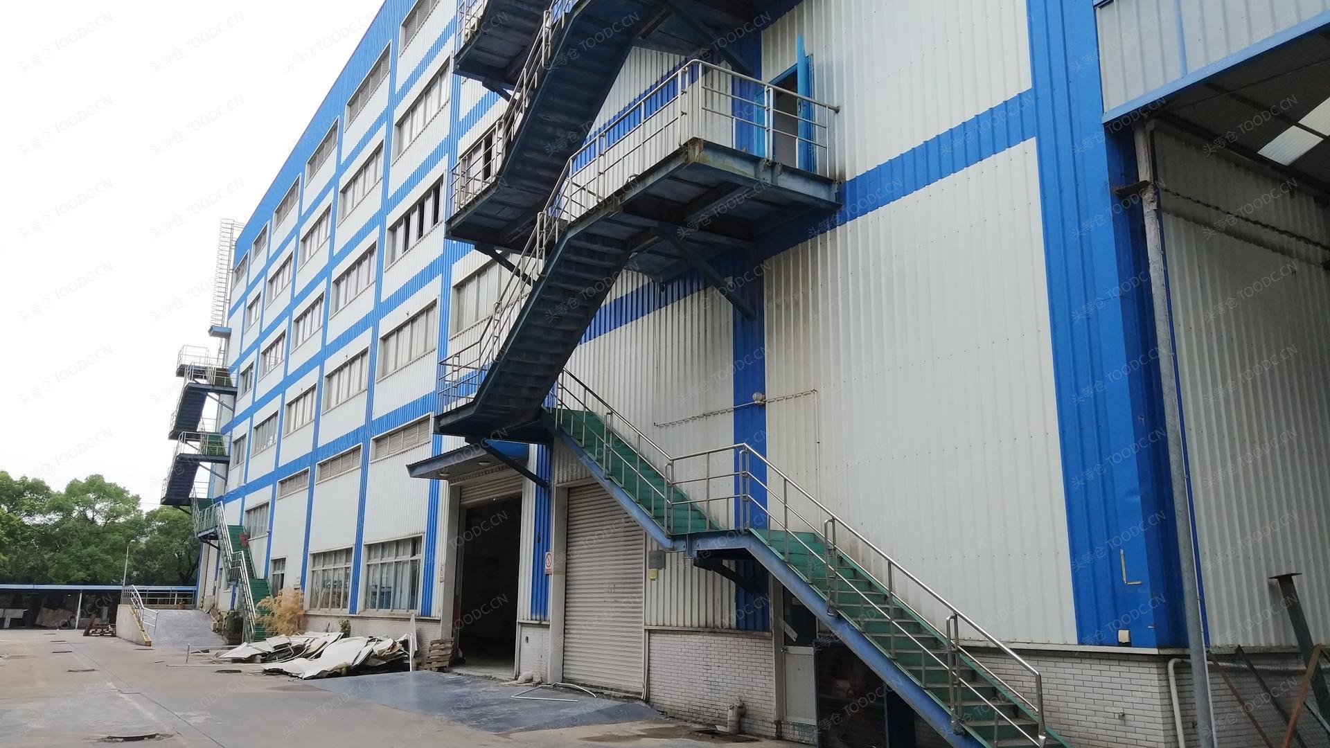 闵行莘庄工业区多层厂房出租 租期灵活 可分割 带月台 有行车 层高23米 104地块 有产证 配套办公室食堂 适合金属设备服装等_上海闵行莘庄工业区仓库厂房出租