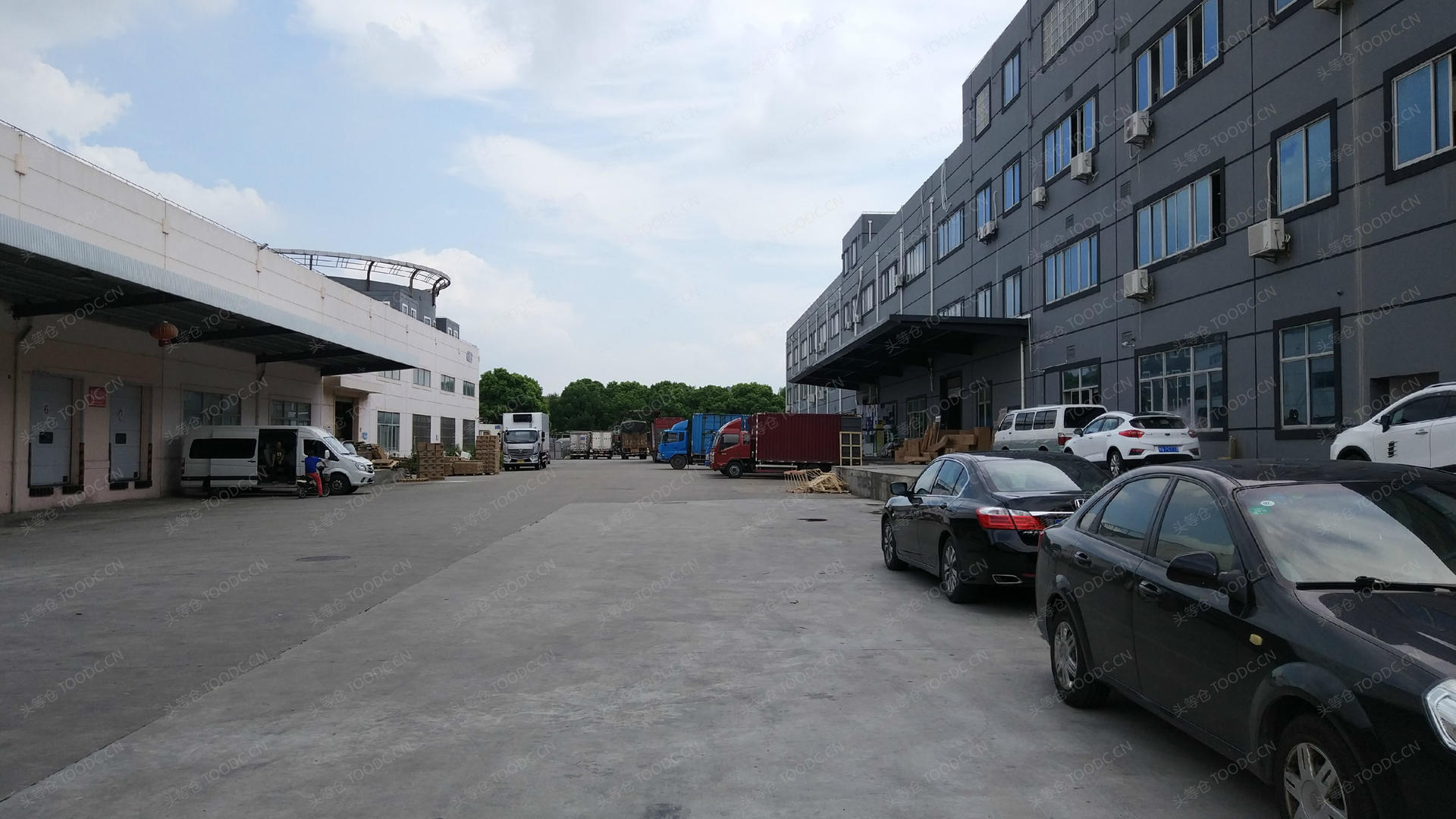 松江新桥多层厂房出租 可分割 带月台 层高4米 配套办公室 适合服装仓储加工等_上海松江新桥仓库厂房出租