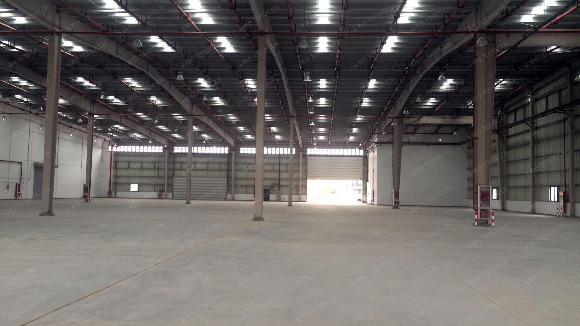 江夏佛祖岭单层仓库出租可分割带消防喷淋带月台层高9米原房东有产证