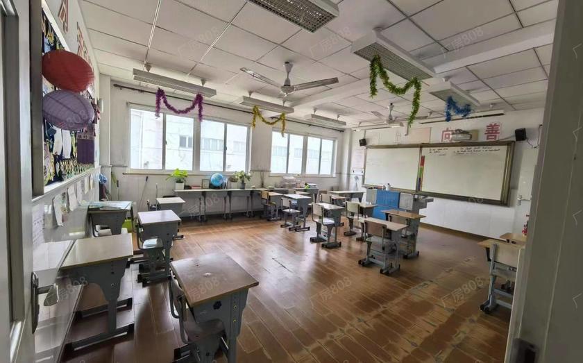 川沙幼儿园整租，单价仅0.85元_上海浦东合庆仓库厂房出租_上海厂房808